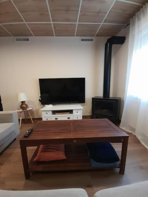 Vivienda Turistica Vino Tinto Βίλα Almonacid de Toledo Εξωτερικό φωτογραφία